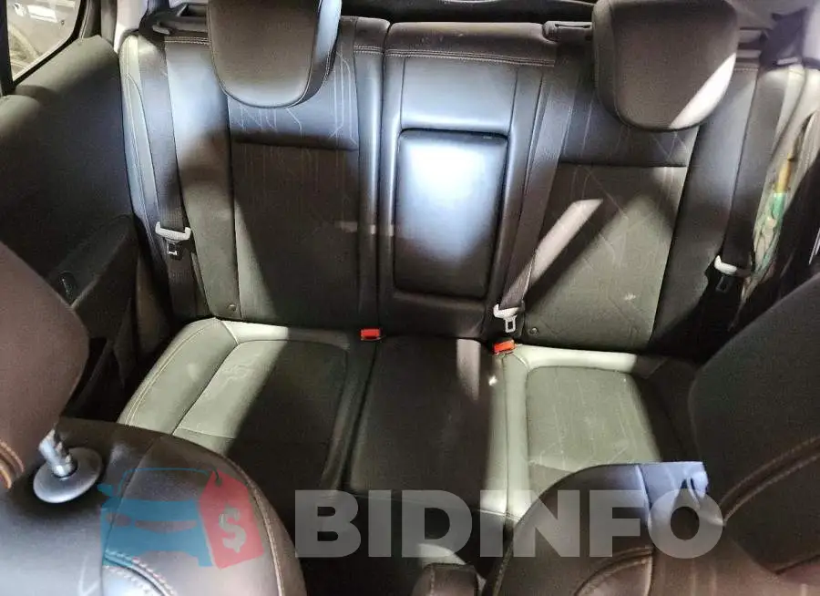 3GNCJLSB7KL250861 Photo# 10