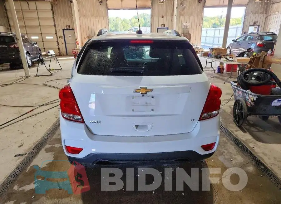 3GNCJLSB7KL250861 Photo# 6