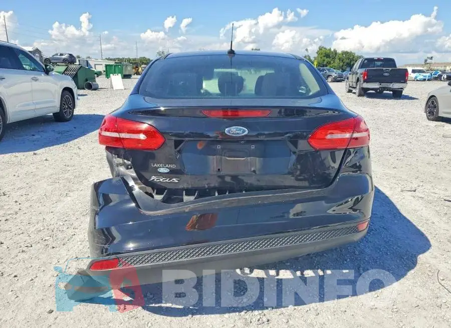 1FADP3E2XJL243152 Photo# 6