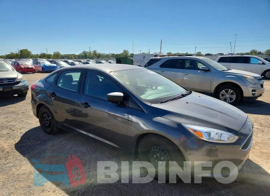 1FADP3E2XJL276099 Photo# 4