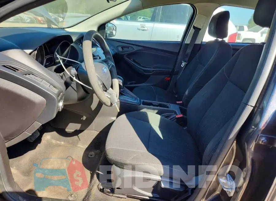 1FADP3E2XJL276099 Photo# 7