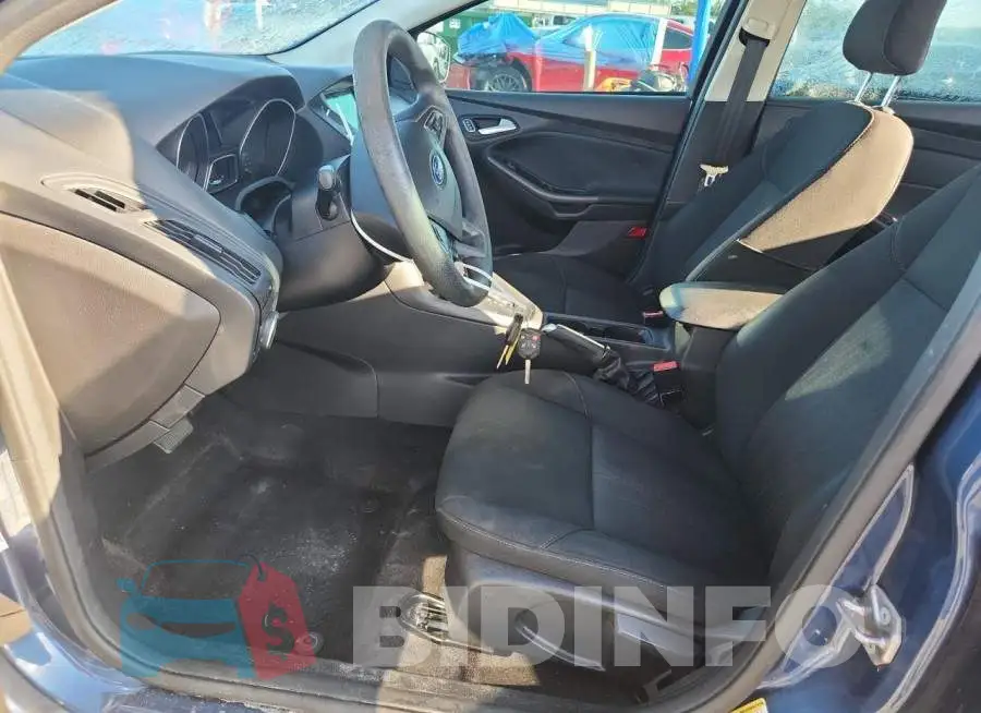 1FADP3H22JL201912 Photo# 7