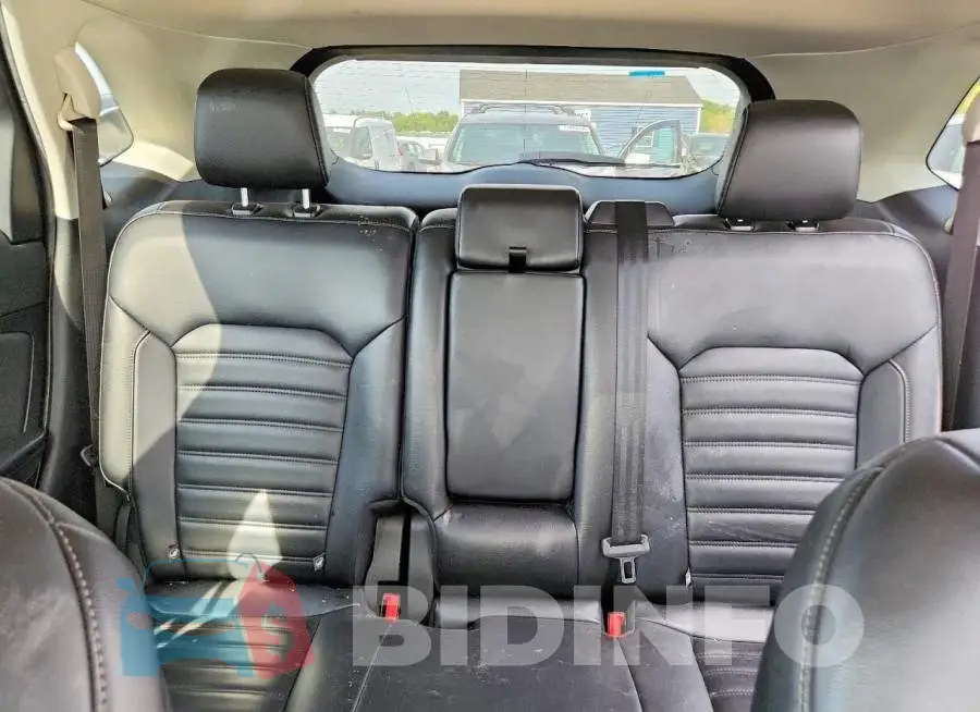 2FMPK4J97PBA18576 Photo# 10