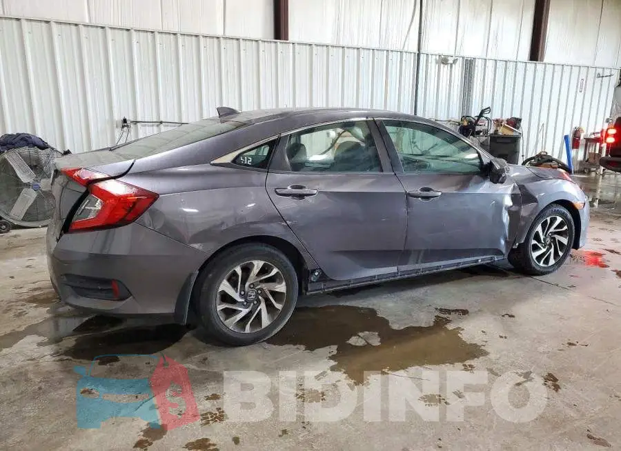 19XFC2F78HE218532 Photo# 3