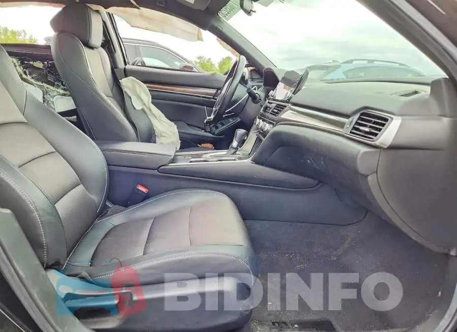1HGCV1F30LA146842 Photo# 7
