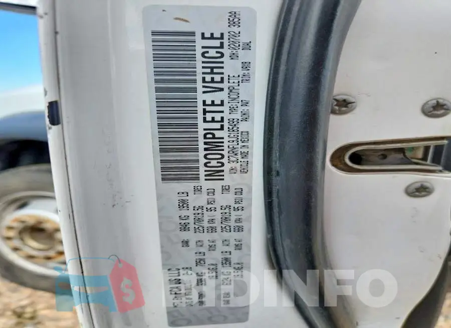3C7WRNFL9JG185499 Photo# 12