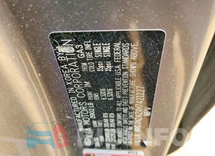 KNDJN2A2XH7421227 Photo# 12