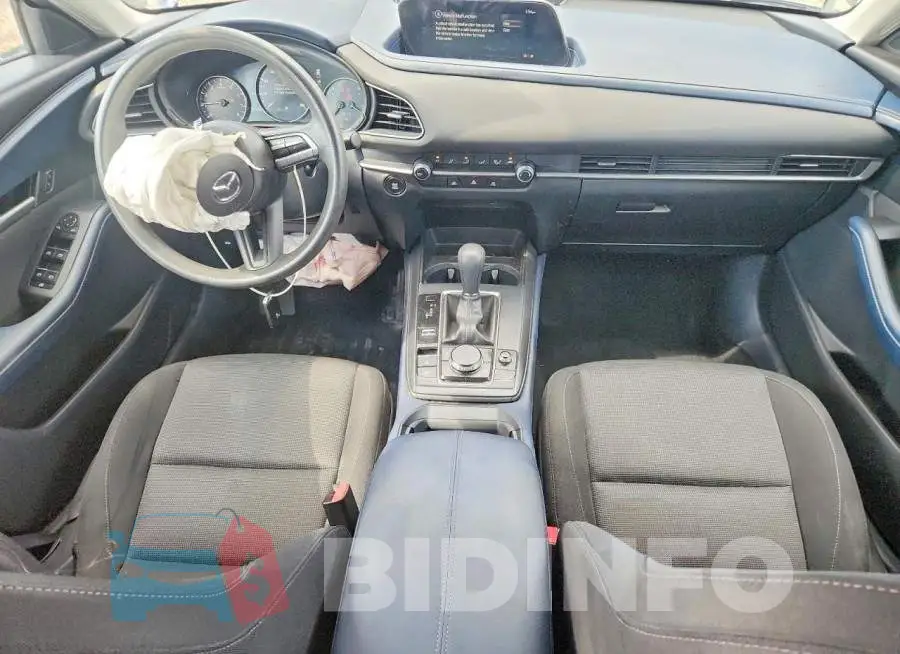 3MVDMBBL0LM128070 Photo# 8