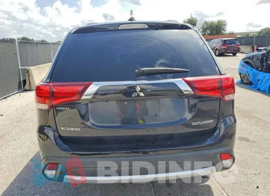 JA4AD2A31JZ052967 Photo# 6