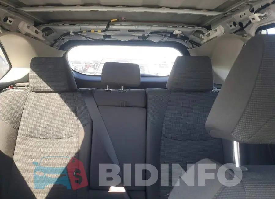 2T3G1RFV2RC411588 Photo# 10