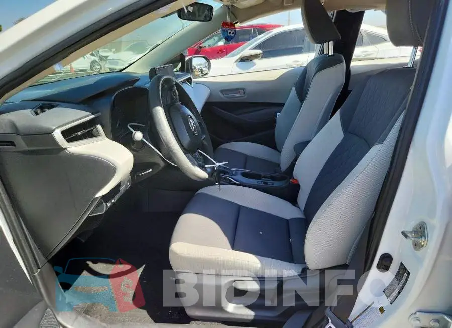 JTDBCMFE5R3040502 Photo# 7