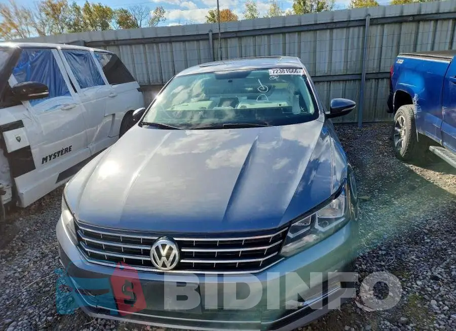 1VWLA7A37KC012575 Photo# 5