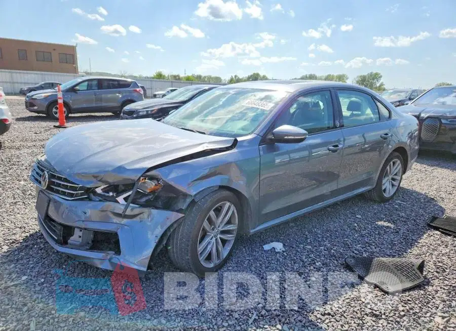 1VWLA7A38KC001312 Photo# 1
