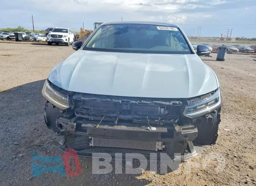 3VW1M7BU5TM000074 Photo# 5