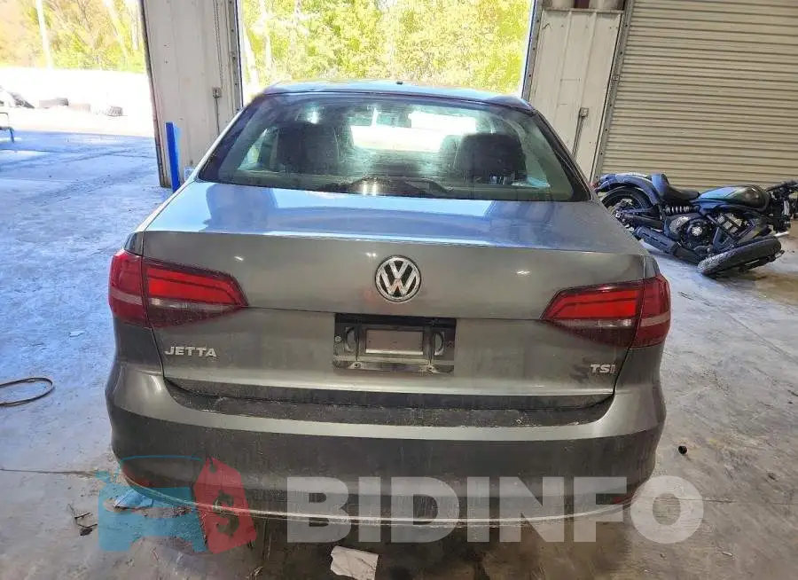 3VW2B7AJ4HM273497 Photo# 6