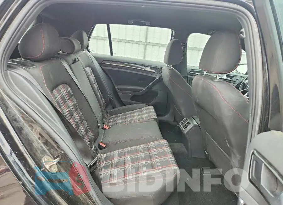 3VW5T7AU9HM067077 Photo# 10