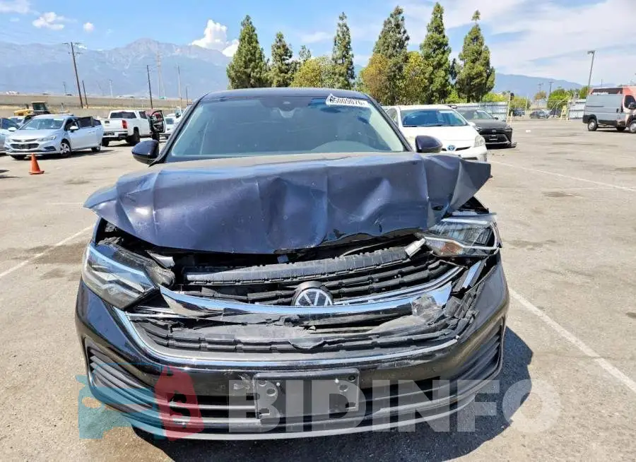 3VW7M7BU3RM035778 Photo# 5