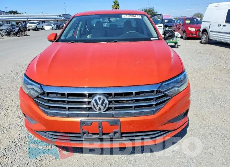 3VWCB7BU4KM184842 Photo# 5