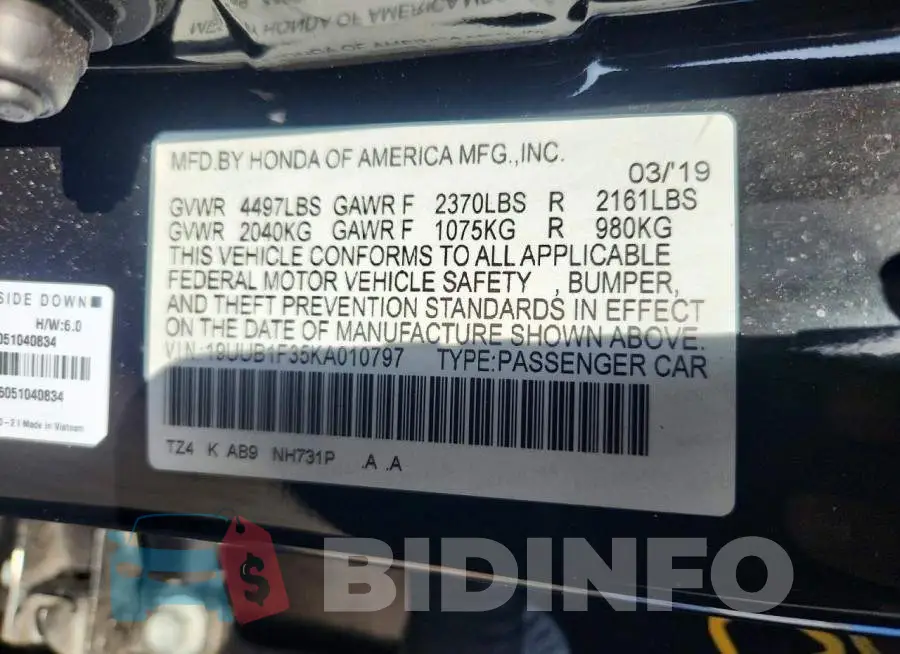 19UUB1F35KA010797 Photo# 12