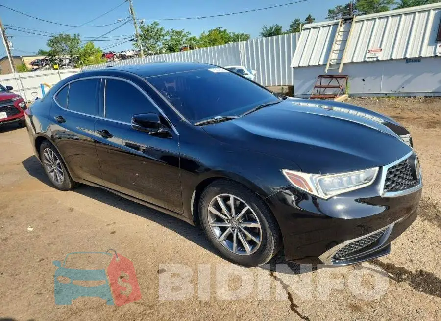 19UUB1F35KA010797 Photo# 4
