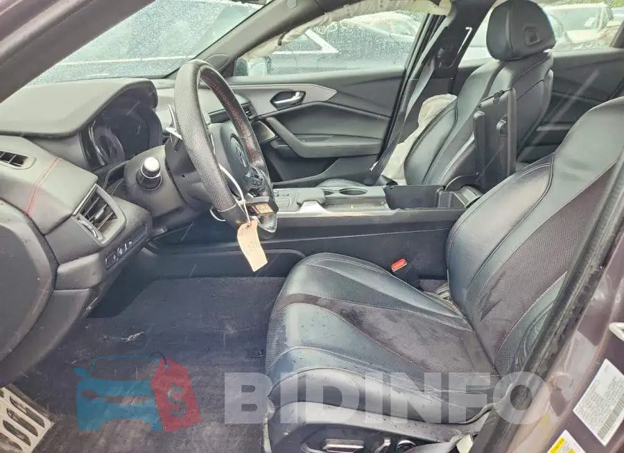 19UUB6F5XPA004502 Photo# 7