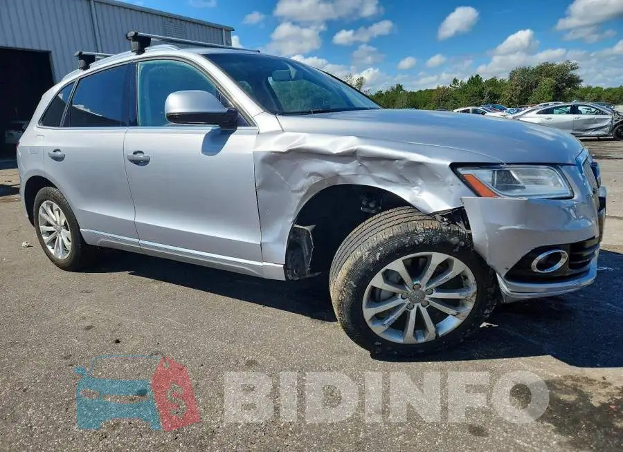 WA1C2AFP5HA002389 Photo# 4