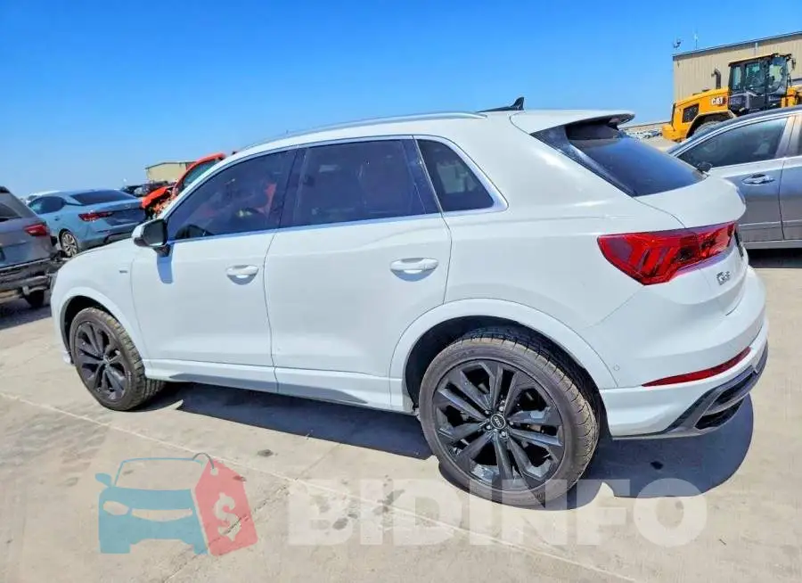 WA1EECF35M1119389 Photo# 2
