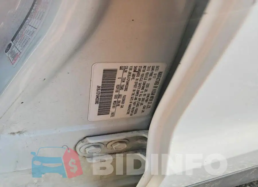 JN1BJ1CP4HW020882 Photo# 12