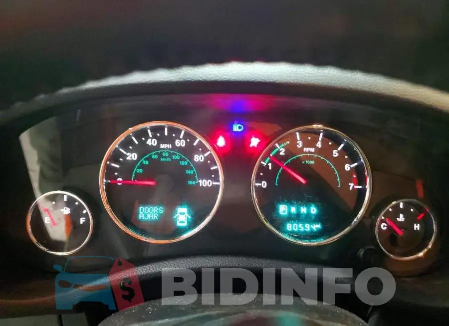 1C4BJWEGXHL590166 Photo# 9