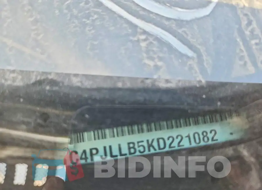 1C4PJLLB5KD221082 Photo# 13