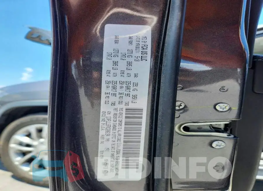 1C4PJLLB7KD206194 Photo# 12