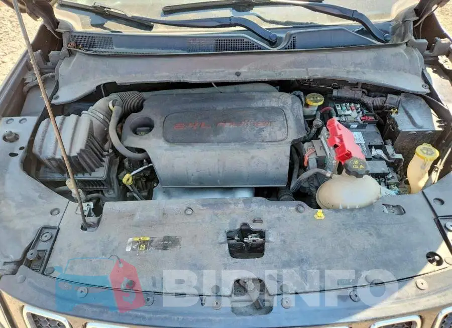 3C4NJDCB2LT185358 Photo# 11