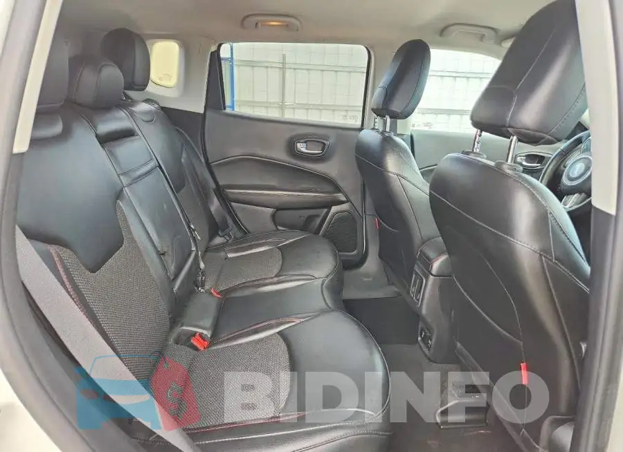 3C4NJDDB3LT151556 Photo# 11