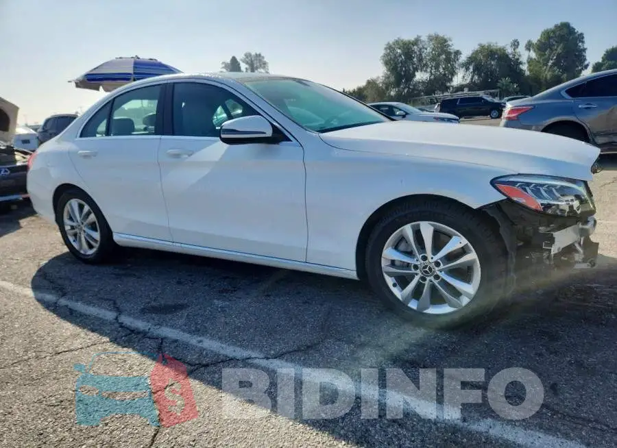 55SWF8DB8KU293717 Photo# 4