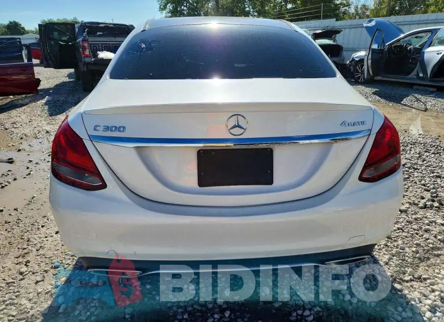 WDDWF4KB6HR226684 Photo# 6