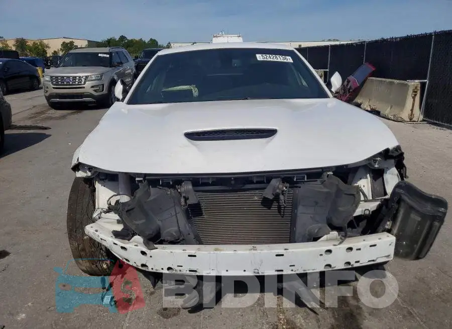 2C3CDXCT4KH739228 Photo# 5