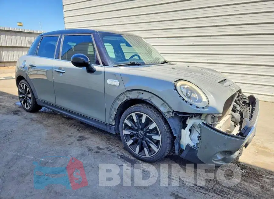 WMWXU3C36H2F49258 Photo# 4