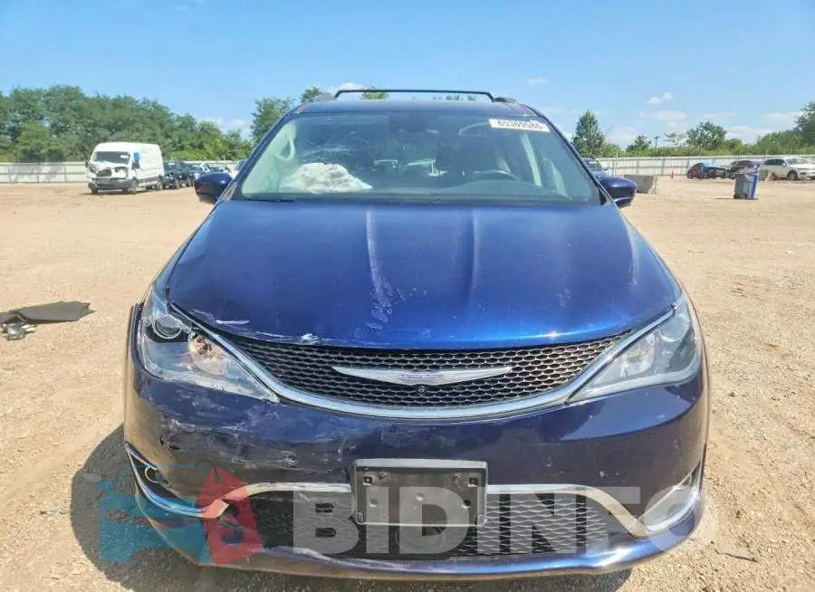 2C4RC1EG8HR635088 Photo# 5
