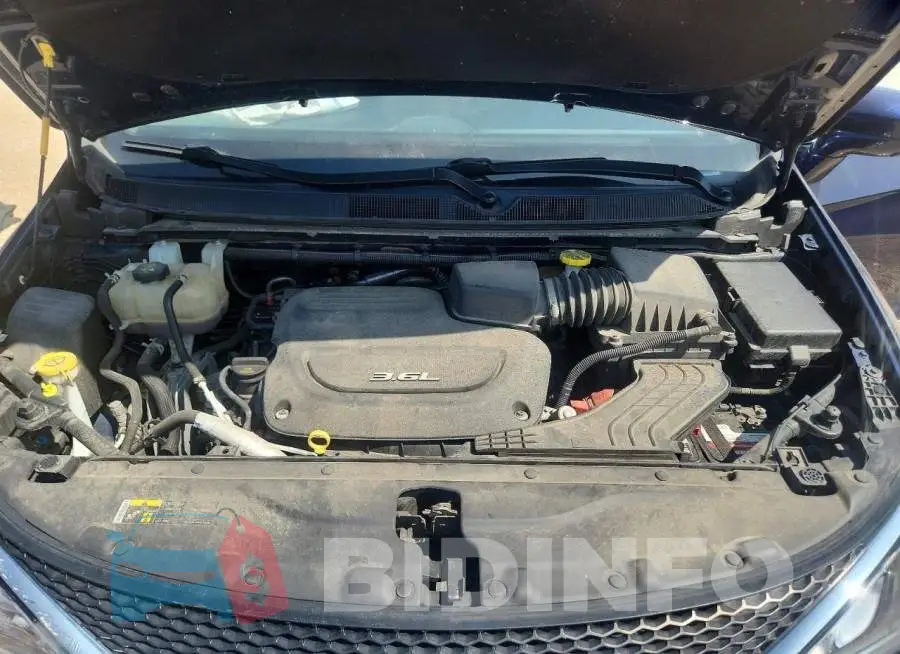 2C4RC1EG8HR635088 Photo# 12