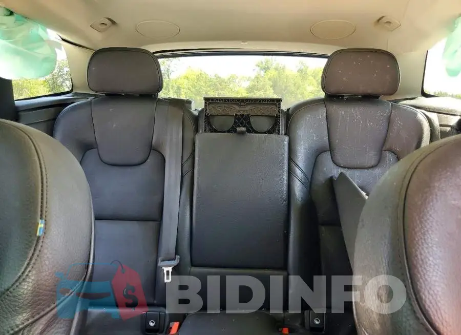 YV4L12DNXP1210733 Photo# 10
