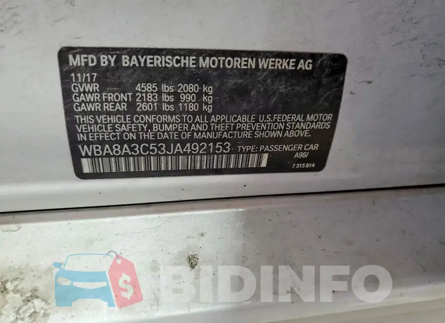 WBA8A3C53JA492153 Photo# 12