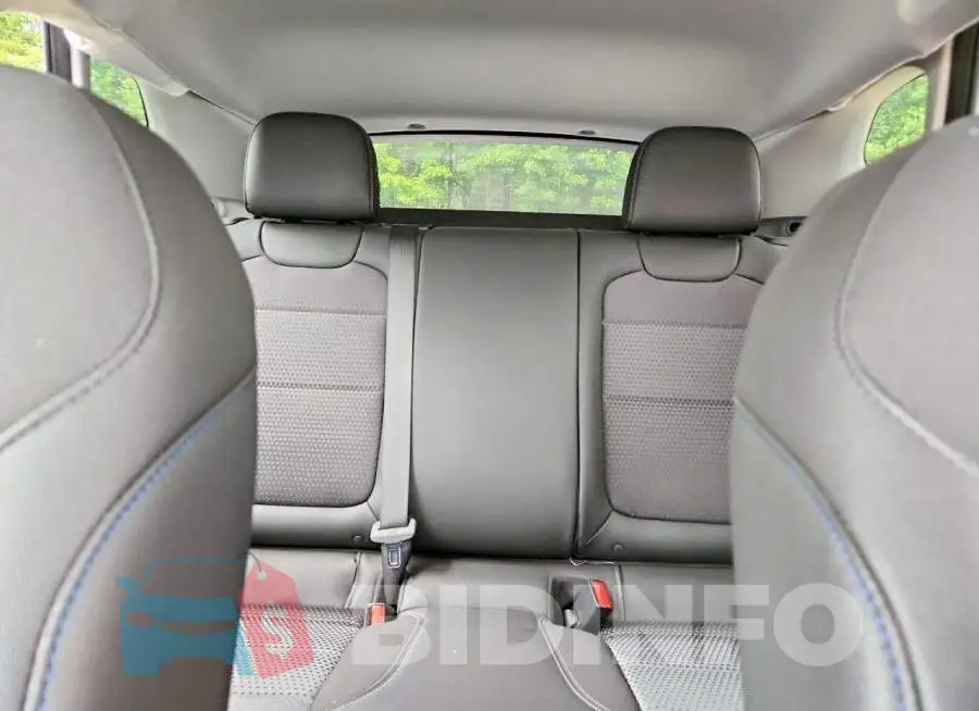 KL77LHEP4SC251533 Photo# 10