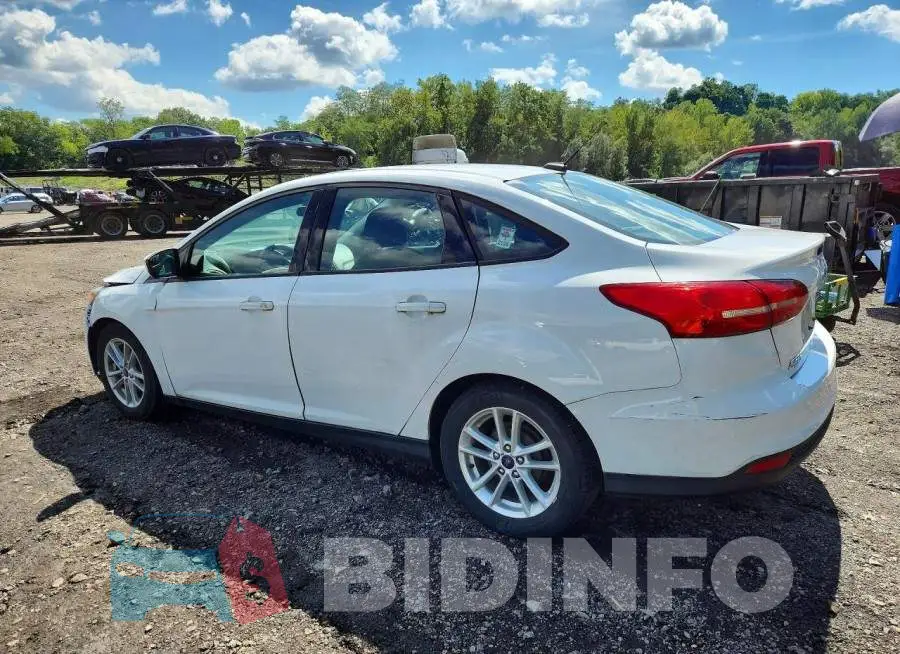 1FADP3F21JL279892 Photo# 2