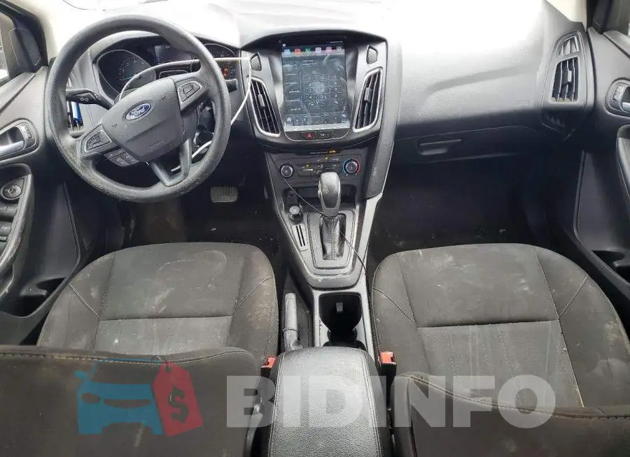 1FADP3F28HL328676 Photo# 8