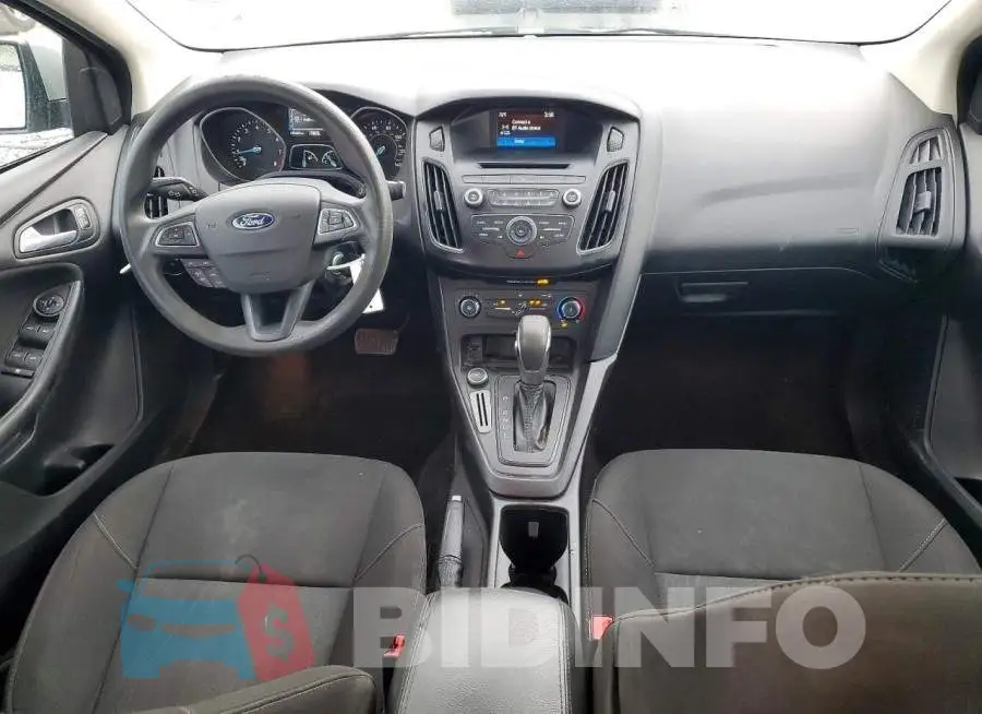 1FADP3F2XHL251230 Photo# 8