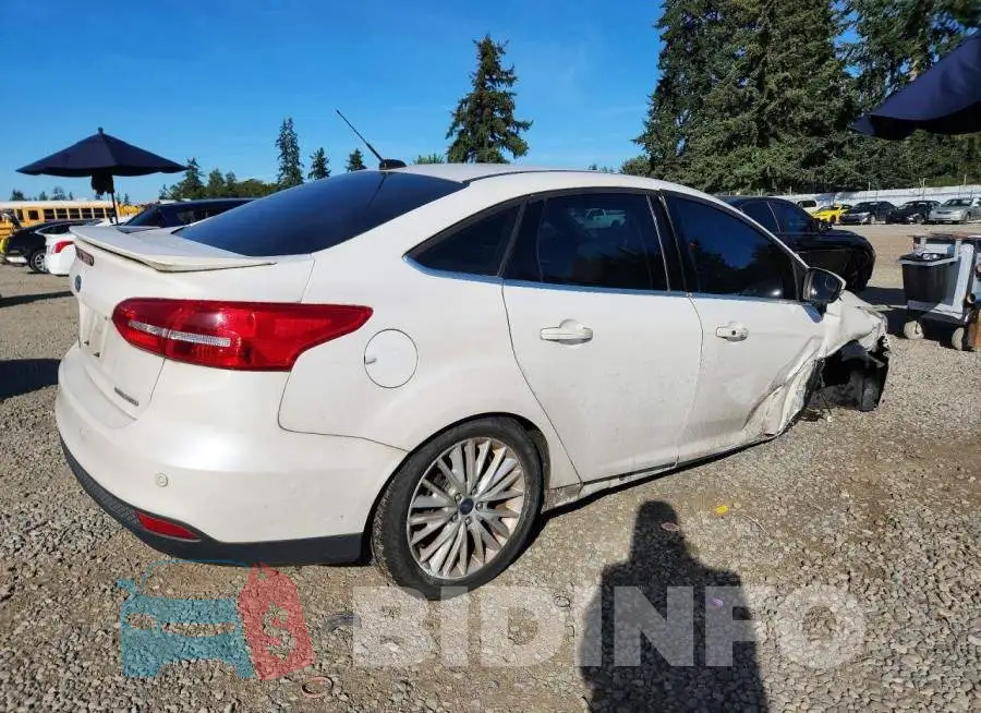 1FADP3J24HL287857 Photo# 3