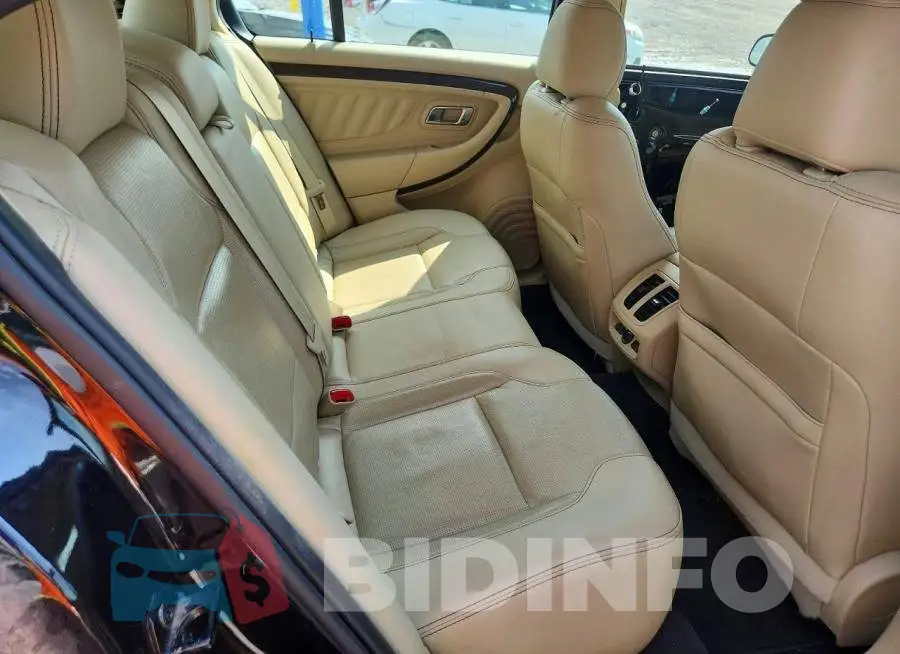 1FAHP2F83KG116297 Photo# 10