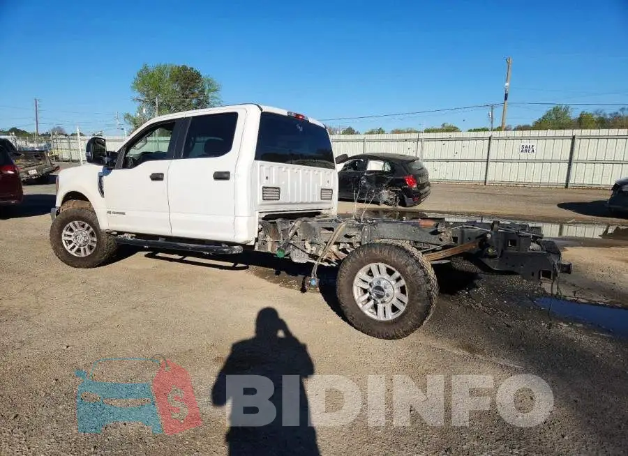 1FT7W2BT1KEC89699 Photo# 2