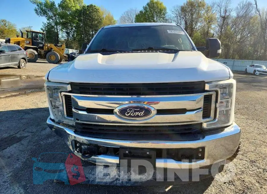 1FT7W2BT1KEC89699 Photo# 5