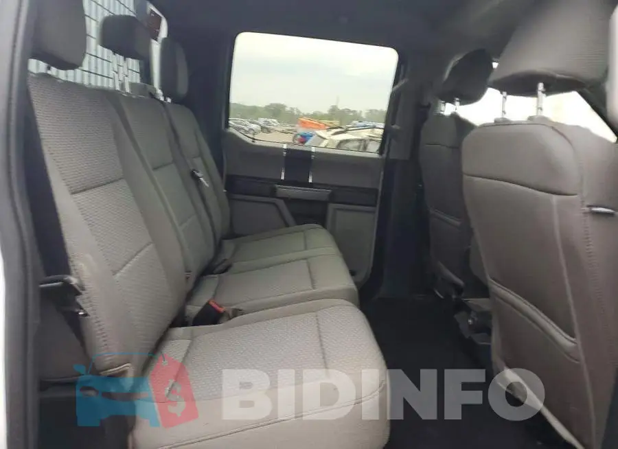 1FT7W2BTXNED80118 Photo# 10